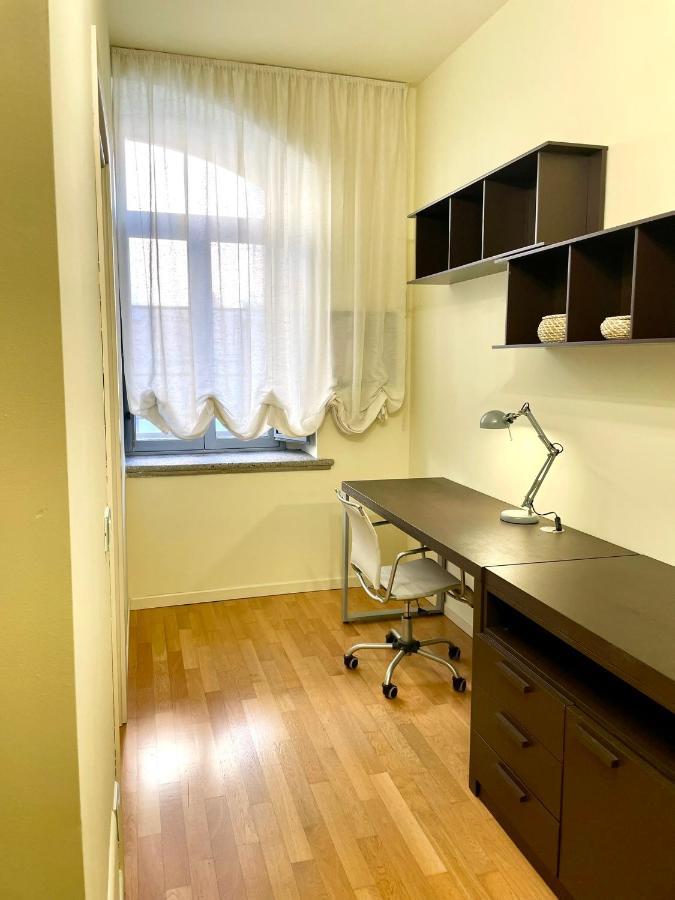 Luxury Four-Room Apartment In Monza Centro - 2 Min Walk To Train Station Ngoại thất bức ảnh
