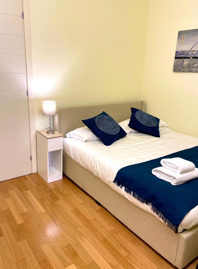 Luxury Four-Room Apartment In Monza Centro - 2 Min Walk To Train Station Ngoại thất bức ảnh